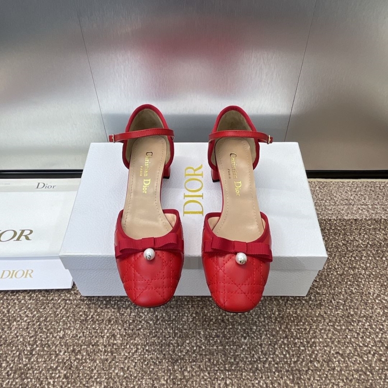 ch**an D*or sandals